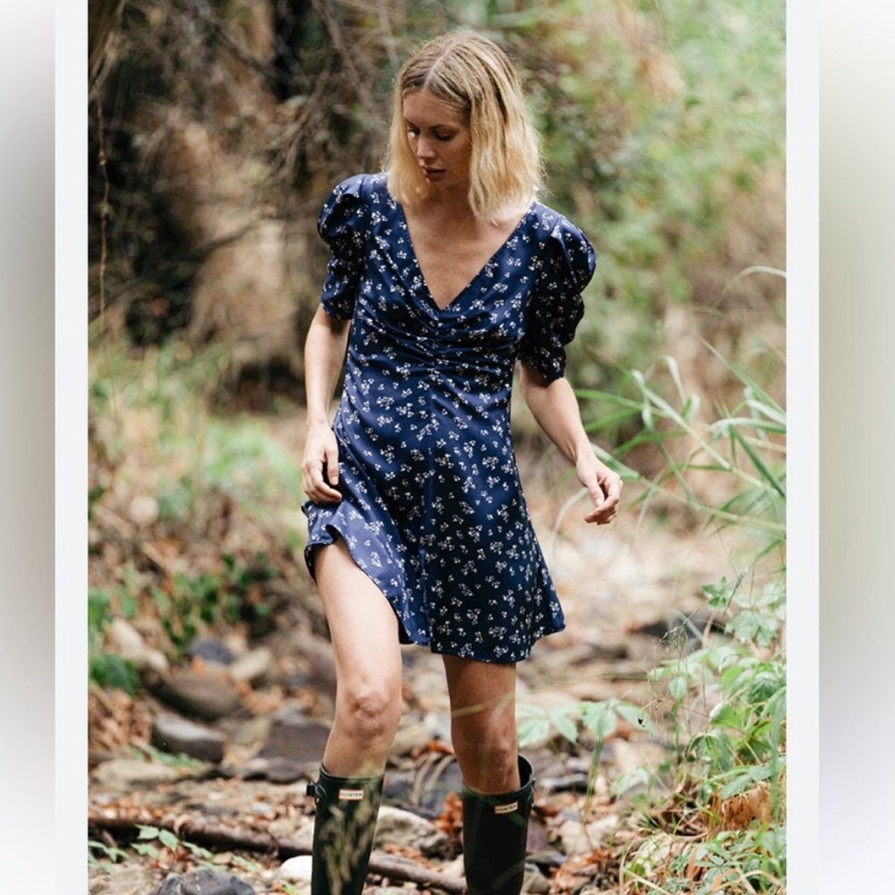 Ciao Lucia Tatiana Mini Dress Navy floral Multi - small